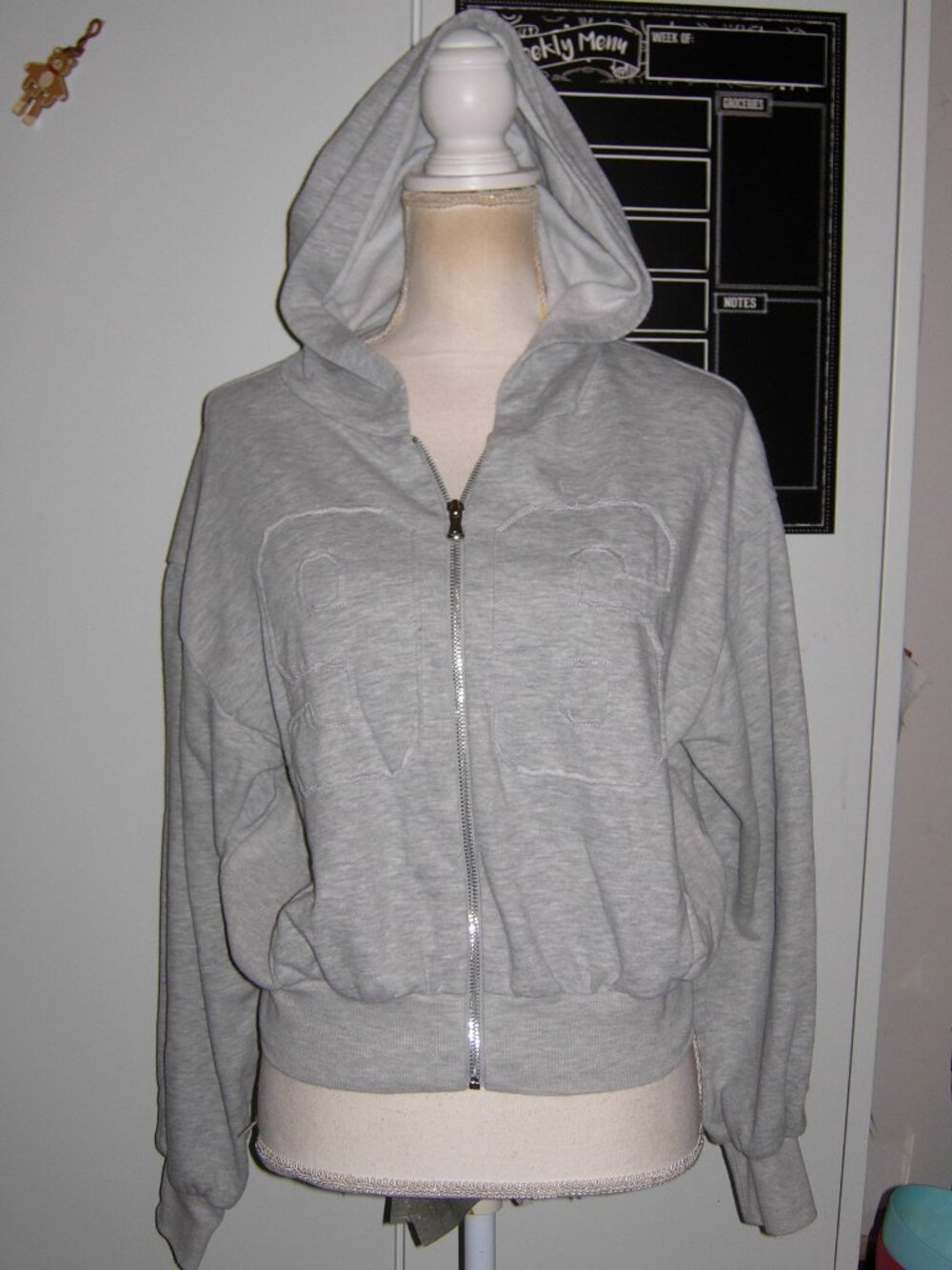 No Boundaries 96 Cropped Zip Front Hoodie L